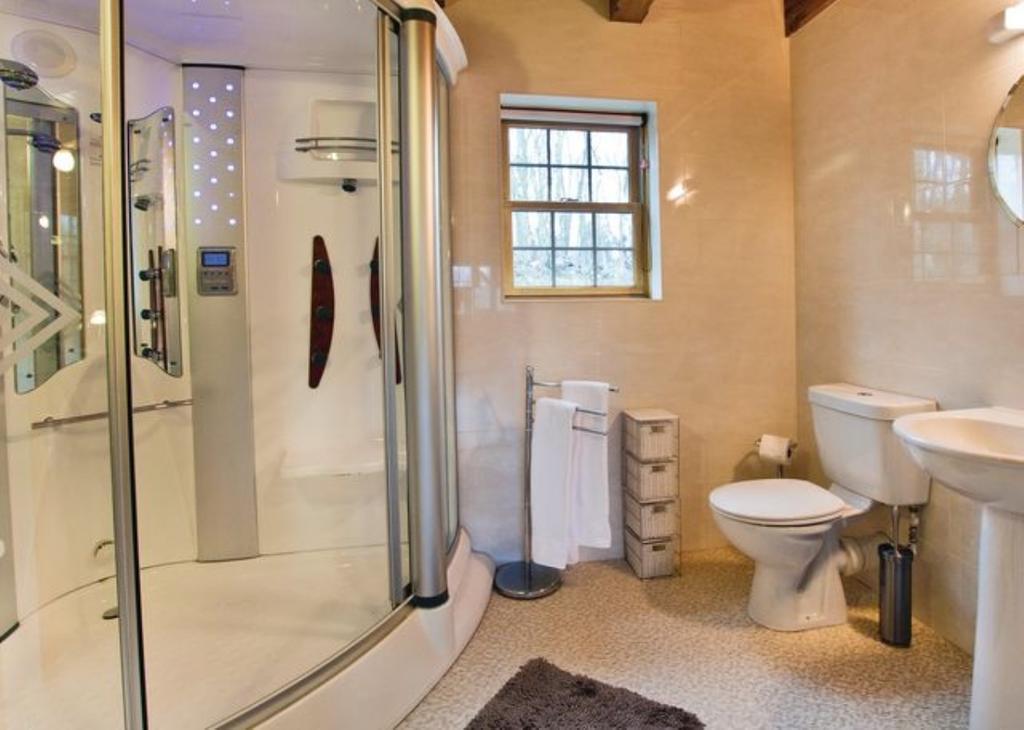 Redbrick Lodges Clipstone Extérieur photo