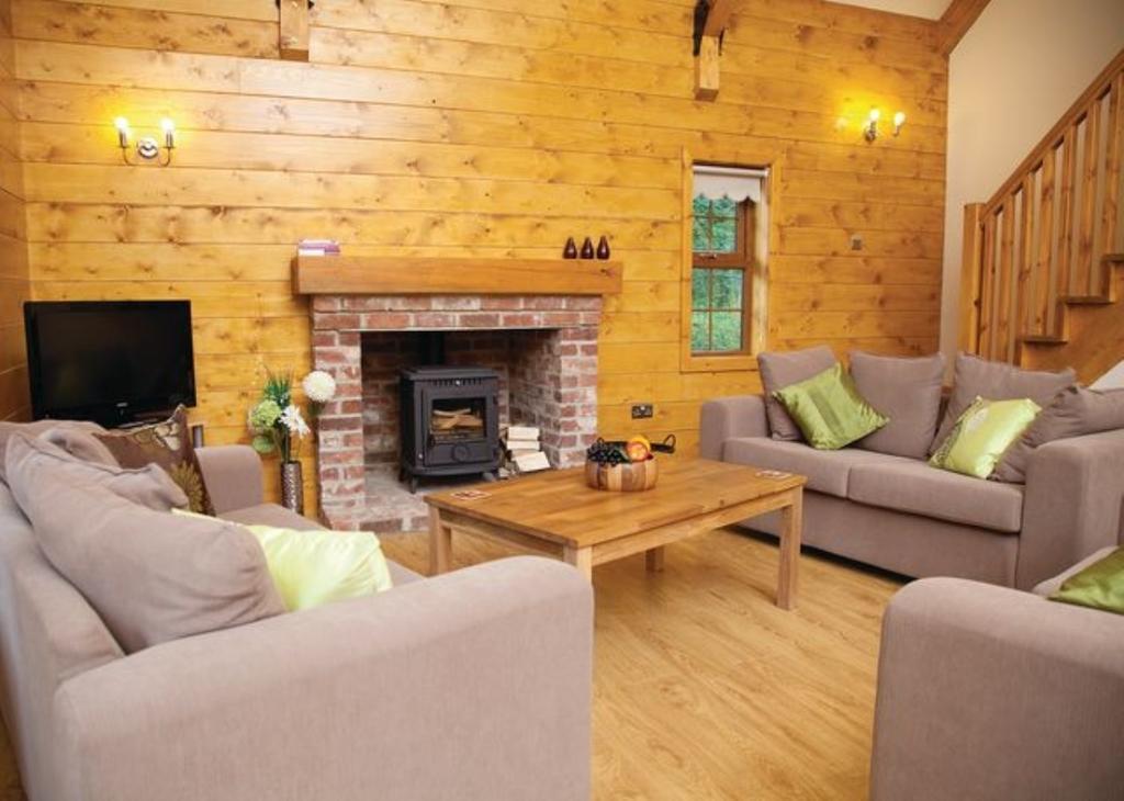 Redbrick Lodges Clipstone Extérieur photo