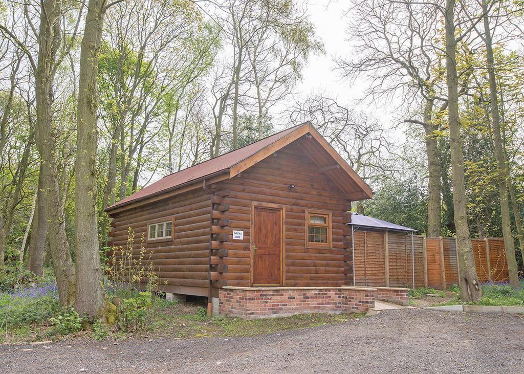 Redbrick Lodges Clipstone Extérieur photo