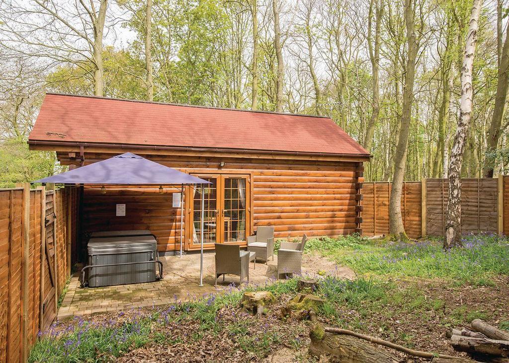 Redbrick Lodges Clipstone Extérieur photo