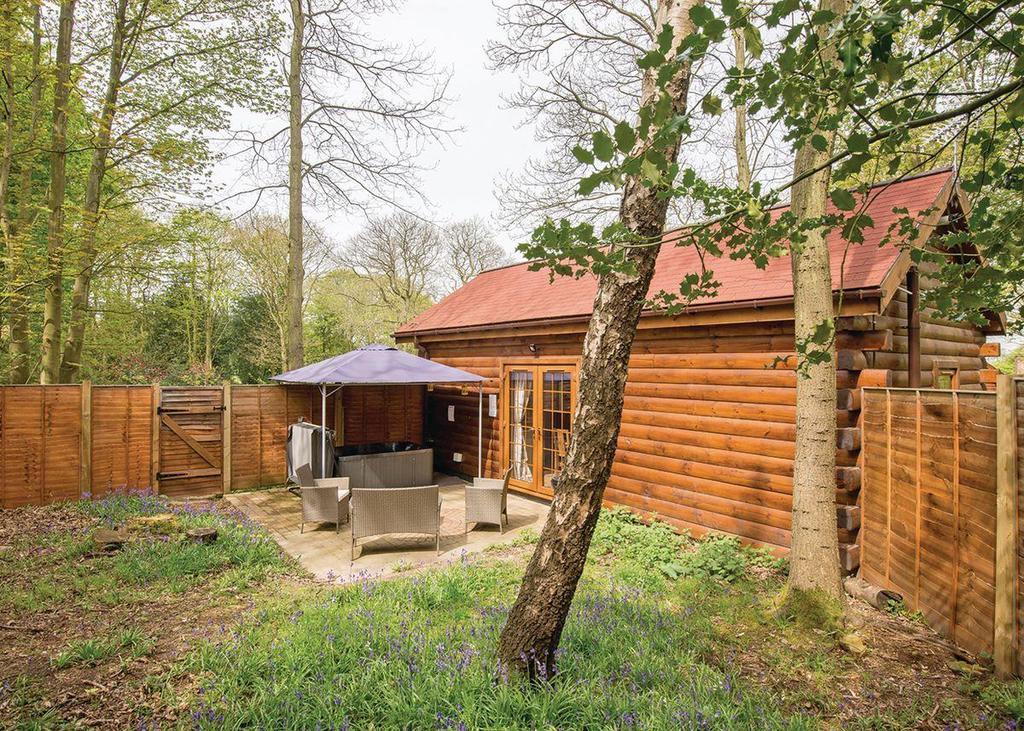 Redbrick Lodges Clipstone Extérieur photo