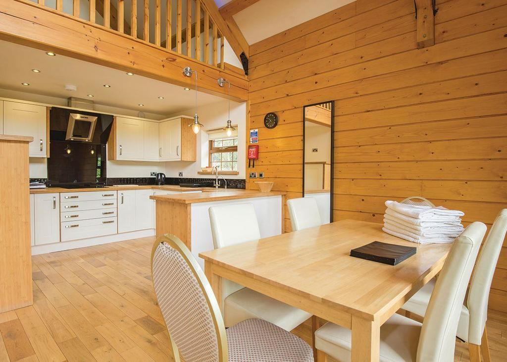Redbrick Lodges Clipstone Extérieur photo